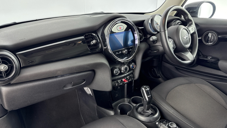 MINI Hatchback 1.5 Cooper Classic 3dr Auto Petrol Hatchback